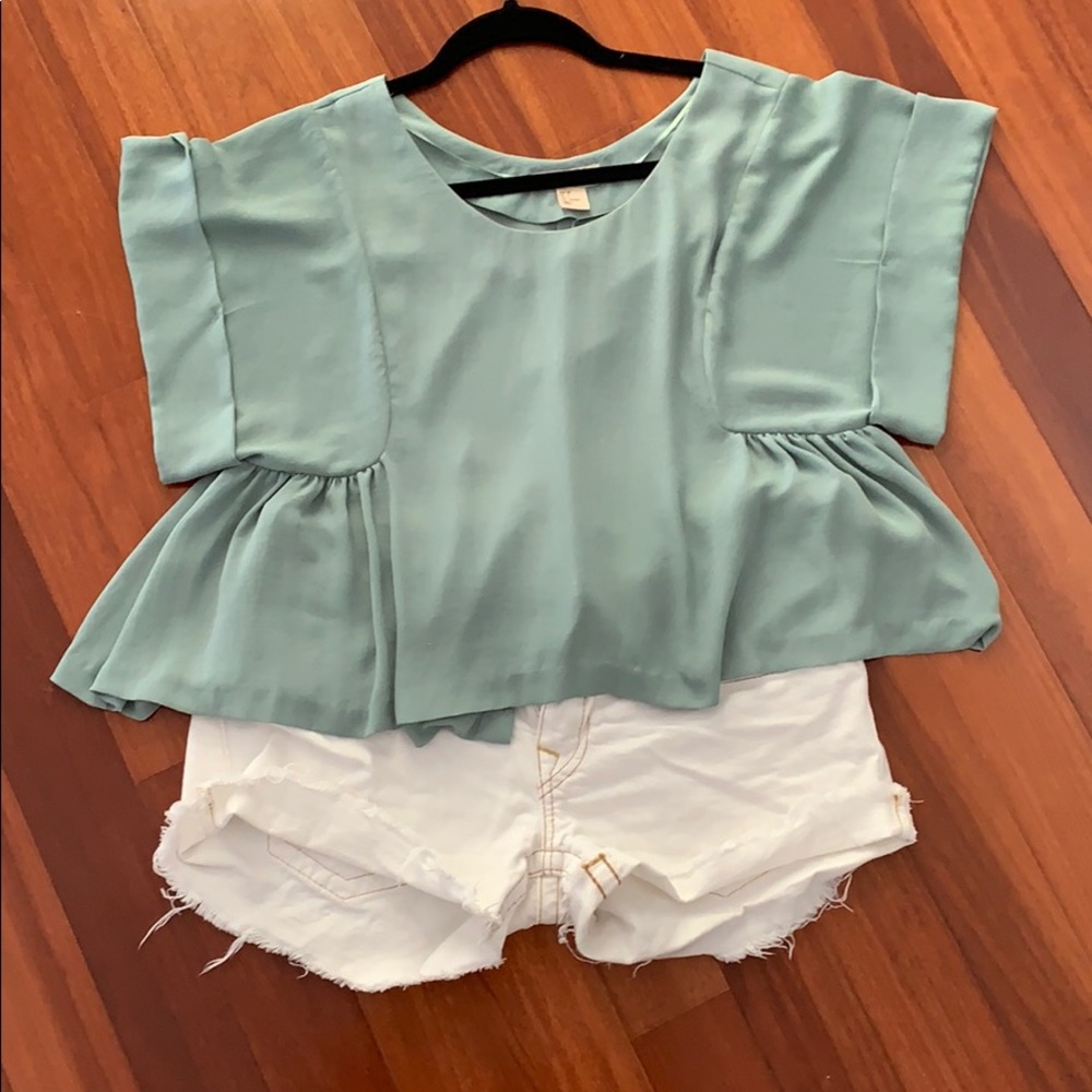 NWOT H&M Mint Top